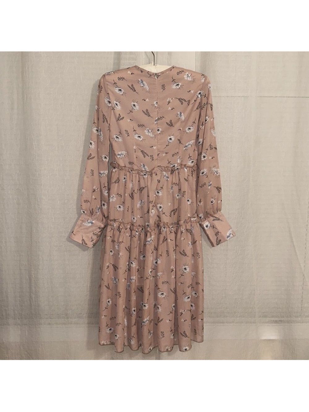 Zara S Blush Pink White Blue Floral Long Sleeve Back Zip Tiered Dress